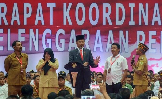 Jokowi: Kalau Sangsi Jalan Desa 191 Ribu Km, Silakan Ukur Sendiri