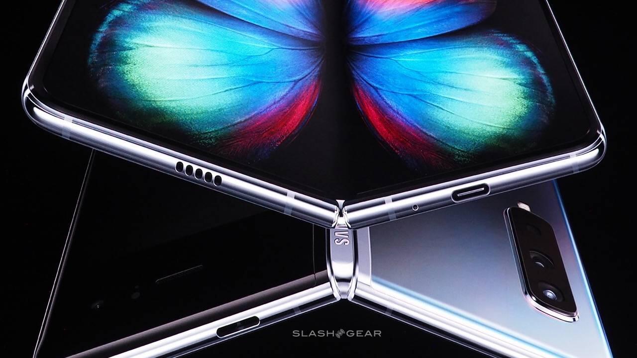 Galaxy Fold Jadi Nama Ponsel Lipat Samsung