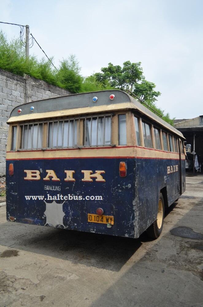 COC Dua Bus Kayu Yang Masih Tersisa di Indonesia
