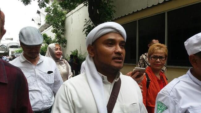 'Haram Coblos Novel Bamukmin di Pemilu!'