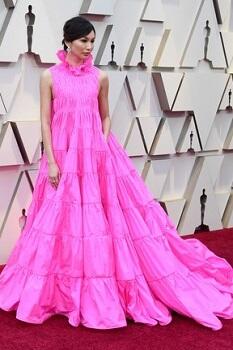 Aksi Para Aktris &amp; Aktor di Red Carpet Piala Oscar 2019|Billy Porter Mengenakan Gaun?
