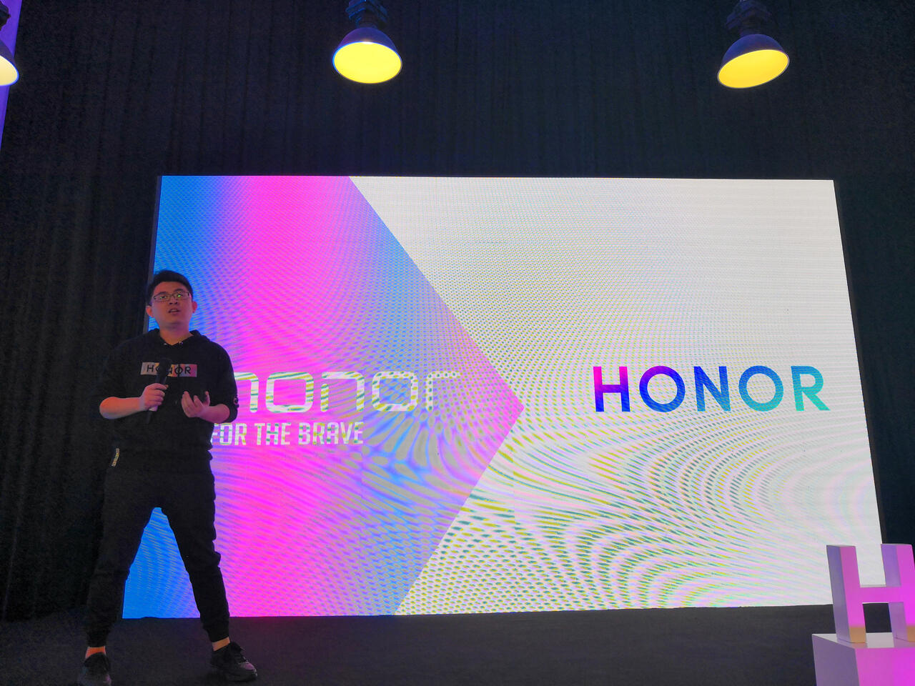 Honor 10 Lite Meluncur di Indonesia, Ponsel Kelas Menengah Rasa Flagship