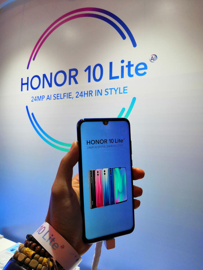 Honor 10 Lite Meluncur di Indonesia, Ponsel Kelas Menengah Rasa Flagship