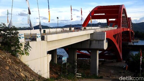 Jembatan Holtekamp Diresmikan Jokowi Maret 2019