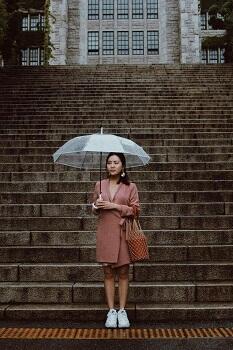 Butuh Inspirasi Fashion Sis? Mungkin Gaya Tya Magdalena Bisa Jadi Panutanmu!