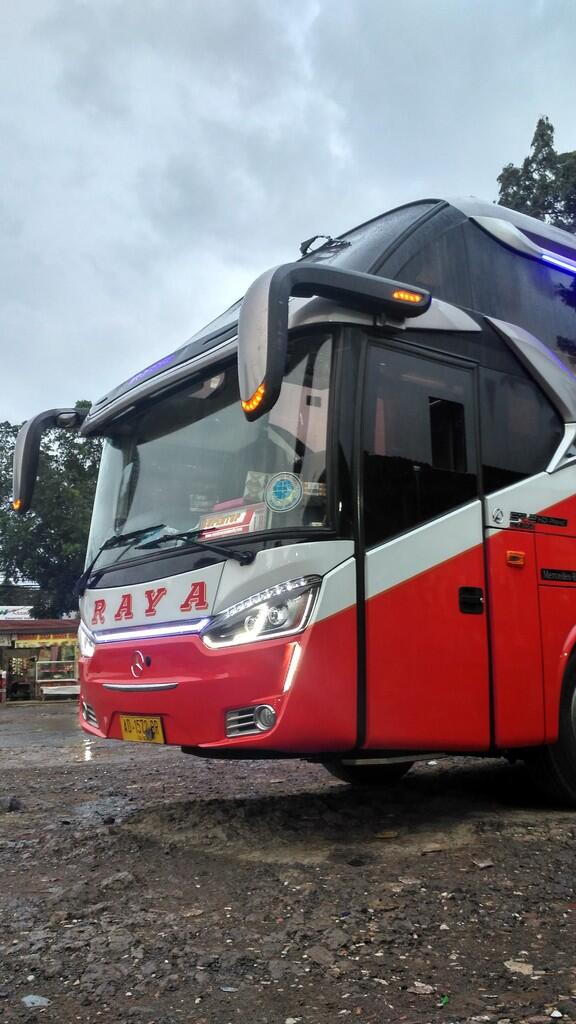 &#91;COC&#93; R A Y A SUPER TOP: Sebuah Kenyamanan Bus Malam yang Tak Tertandingi