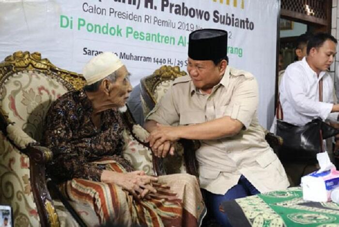 Anak Mbah Moen Ungkap Ayahnya Sering Mendoakan Prabowo