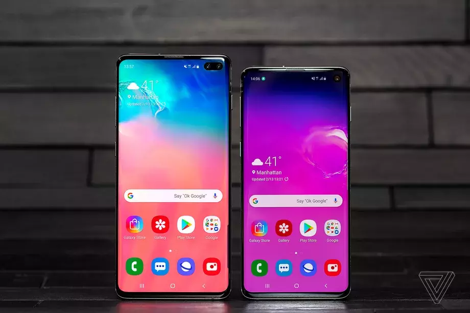 Samsung Sertakan Screen Protector di Paket Penjualan S10 dan S10 Plus