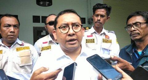 Bela Neno Warisman, Fadli Zon: Buya Syafii Perlu Belajar Puisi Lagi