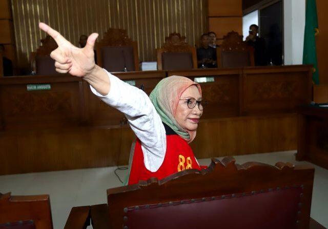 Pengamat Nilai Ratna Sarumpaet Seperti Ditinggalkan Prabowo-Sandi