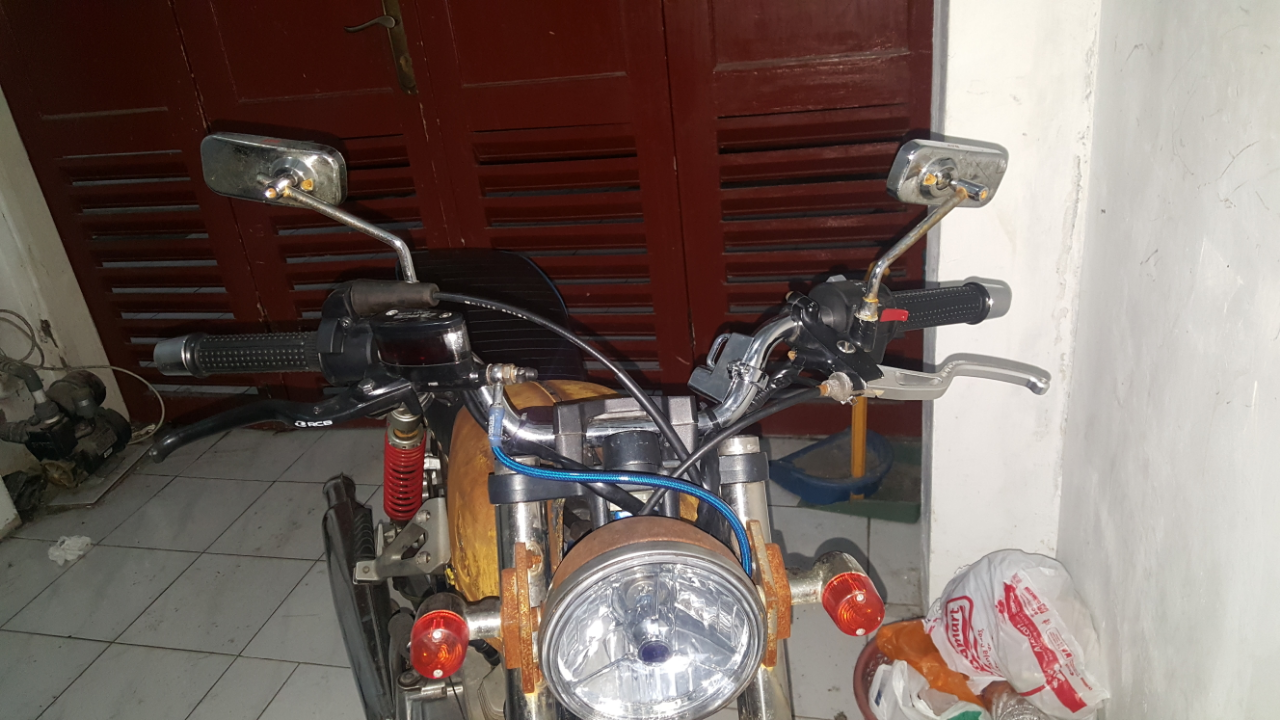 Costum Megapro 2005 menjadi Honda CB100 Classic