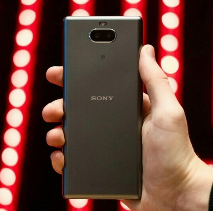 SONY XPERIA 10 and 10 PLUS. The Cinematic Phone that fits in your hand