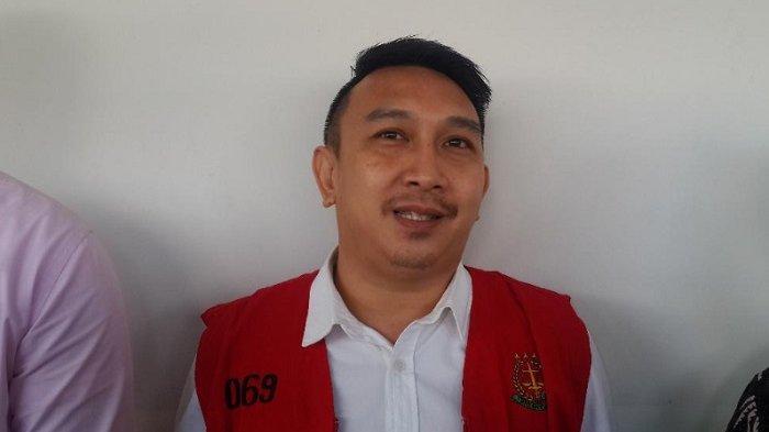 Augie Fantinus Kepo Soal Pernikahan Syahrini dan Reino Barack