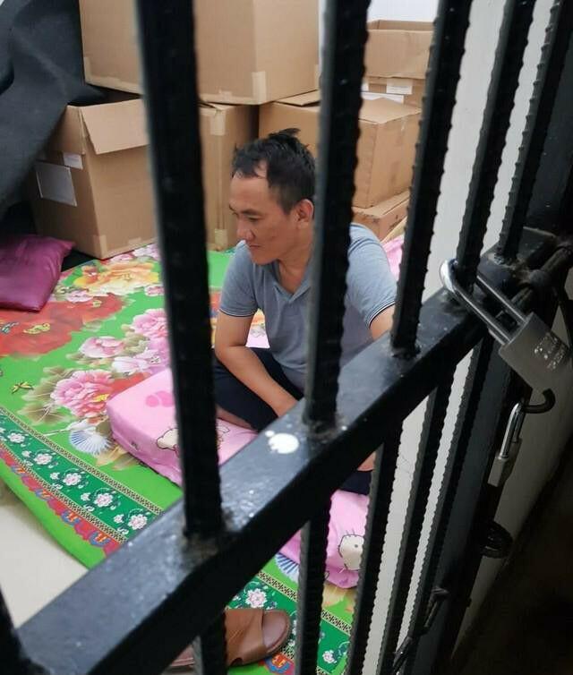 Andi Arief Narkoba, Ditangkap di Hotel Peninsula