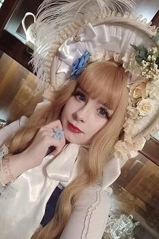 Gadis Finlandia Berdandan Ala Lolita Setiap Hari GanSis!