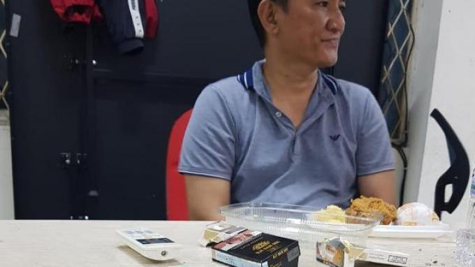 Bukan Artis, Tapi Diduga Pemandu Karaoke Perempuan yang Bareng Andi Arief di Hotel