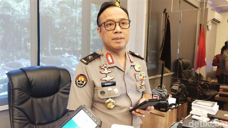 Polri Tepis Tudingan di Medsos soal Pasukan Buzzer Polisi Dukung Jokowi