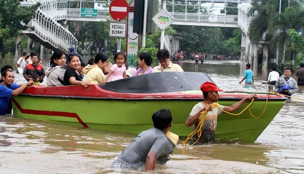 Banjir Lagi Setelah Lima Tahun, Warga Green Garden Terkejut