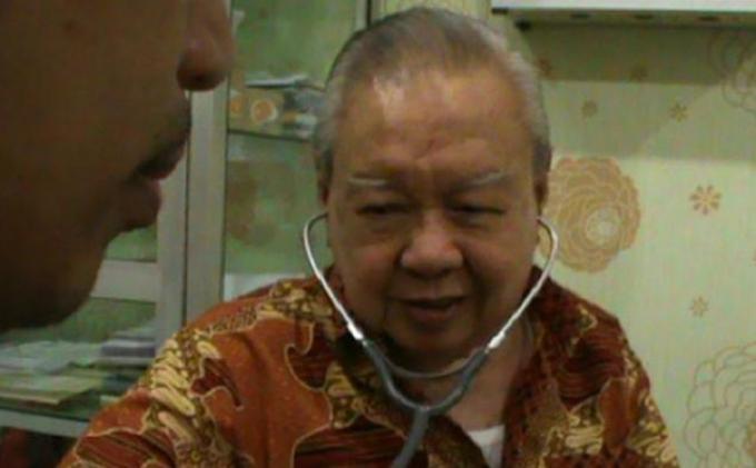 Keluhkan Rasa Tidak Nyaman di Dada, dr Lo Dirawat di RS Kasih Ibu Solo