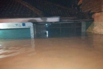Banjir Kabupaten Bandung, Seorang Pria Tewas Kesetrum