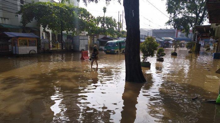 Banjir Kabupaten Bandung, Seorang Pria Tewas Kesetrum