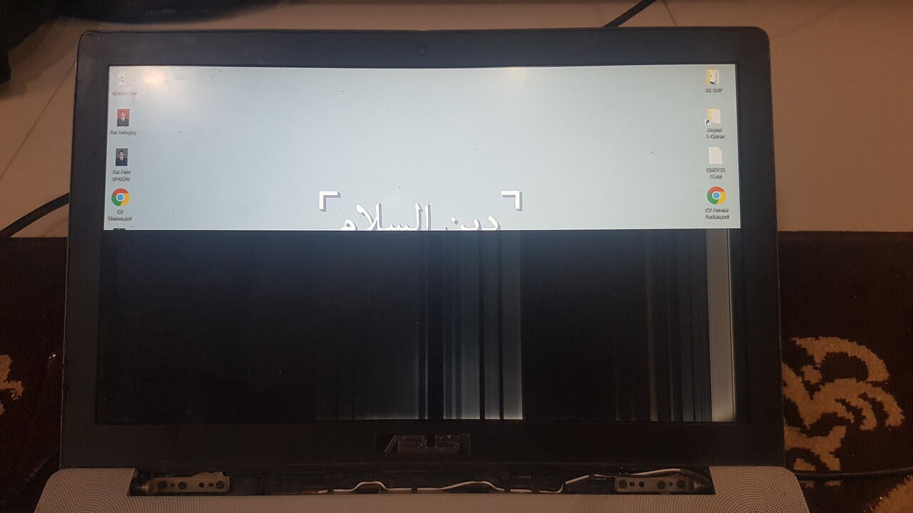 &#91;ASK&#93; Horizontal black line di layar + setengah layar flickering