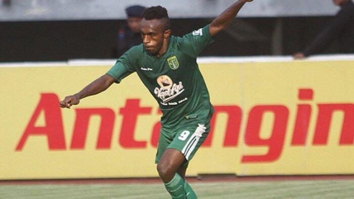 Arema FC Siapkan Mantan Bomber Persebaya Jadi Pengganti Dedik Setiawan Lawan Persela