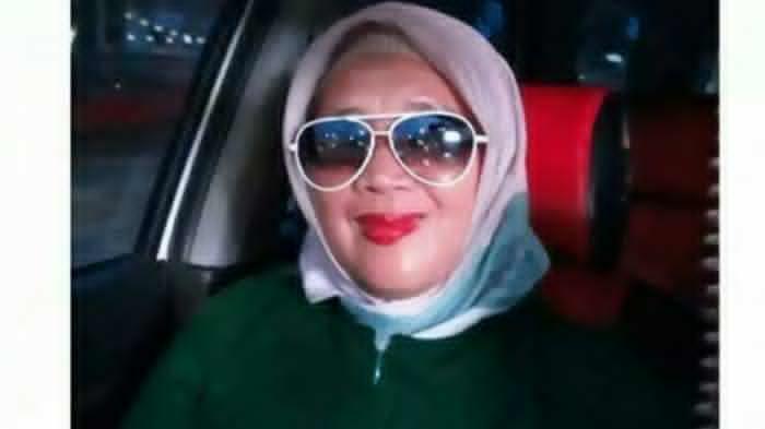 Driver Taksi Online Ini Bukan Wanita Sembarangan