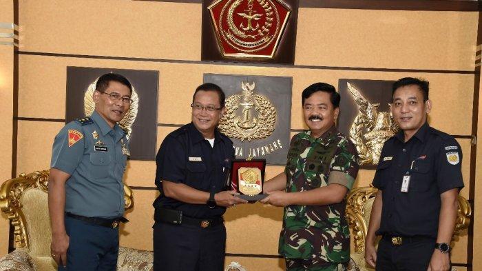 Panglima TNI Terima Kunjungan Dirut PT KAI