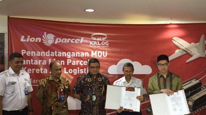 Efisiensi Biaya Kirim Udara, Lion Parcel Kerja Sama dengan Kalog