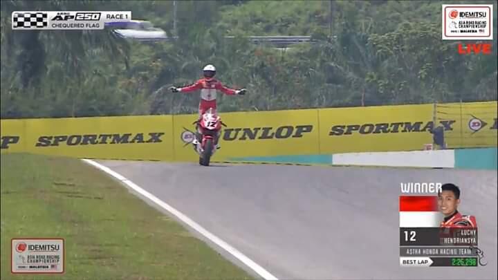 Hebat, Pembalap Nasional Kita Berhasil Juara Di Sirkuit Sepang,Malaysia
