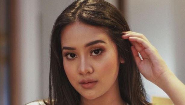 Kerap Tampil Seksi, Ternyata Anya Geraldine Rajin Berwudhu Loh