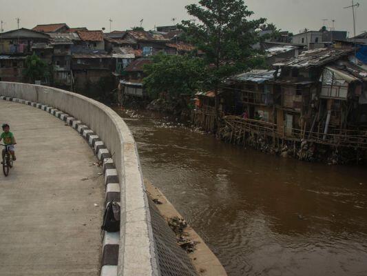 anji Politik Anies Mengenai Naturalisasi Sungai Belum Nampak

