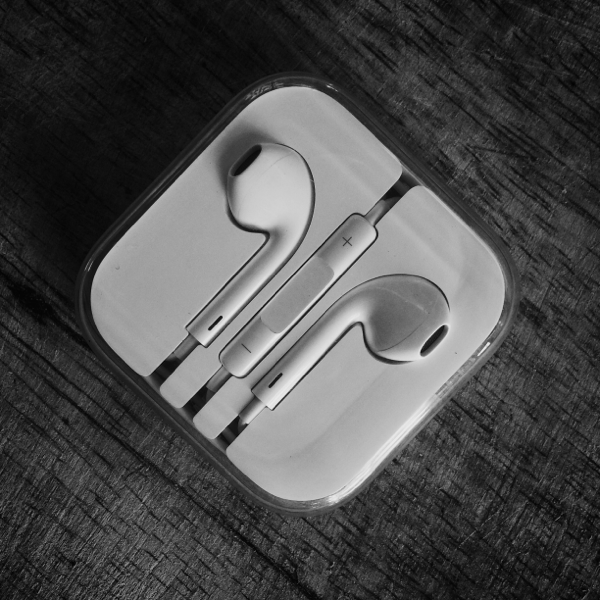 Sejarah dan perkebangan Earphone/headset