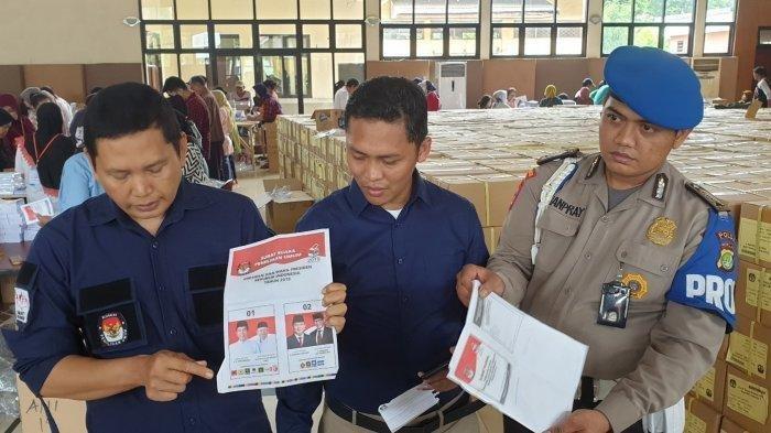 1.632 Lembar Surat Suara di Tangerang Sobek dan Berkualitas Buruk
