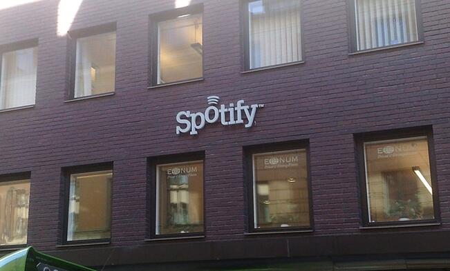 Joox, Spotify, dari negara mana?