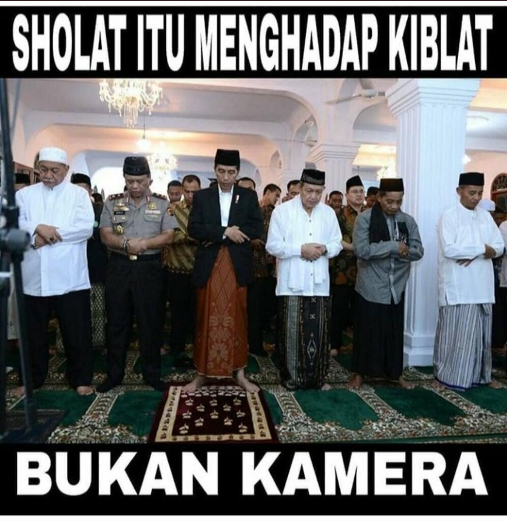 KH Abdul Qarim Akui Jokowi Belum Pernah Jadi Imam Salat di Masjid