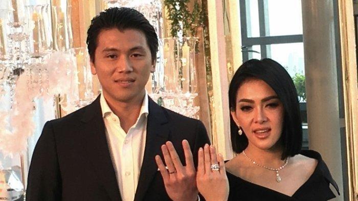 Kemana Reino Barack Ajak Sang Istri Bulan Madu? Syahrini: Mungkin di Kebun Raya Bogor