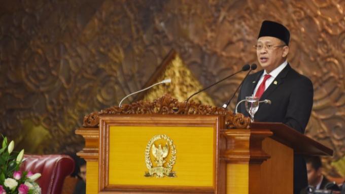 DPR RI saat ini Buka Sekedar Terbuka, Namun Sudah Buka-Bukaan
