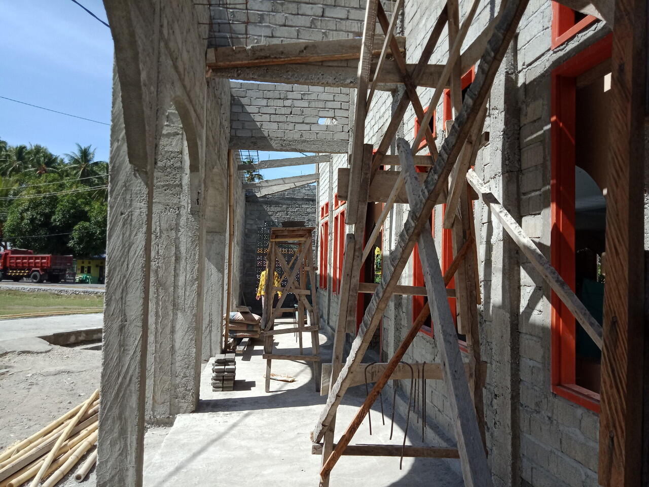 ==The Power Of 2.000 For Our Mosque==