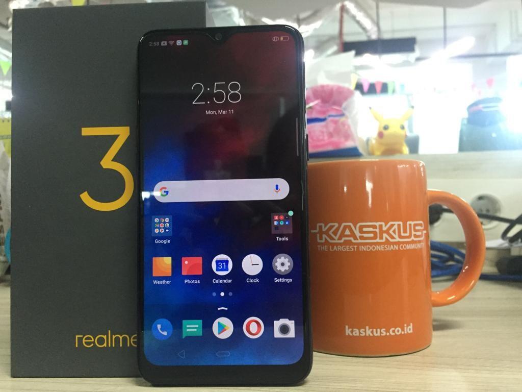 Realme 3 Desain Keren, Performa Ajib, dan Harga Ramah di Kantong