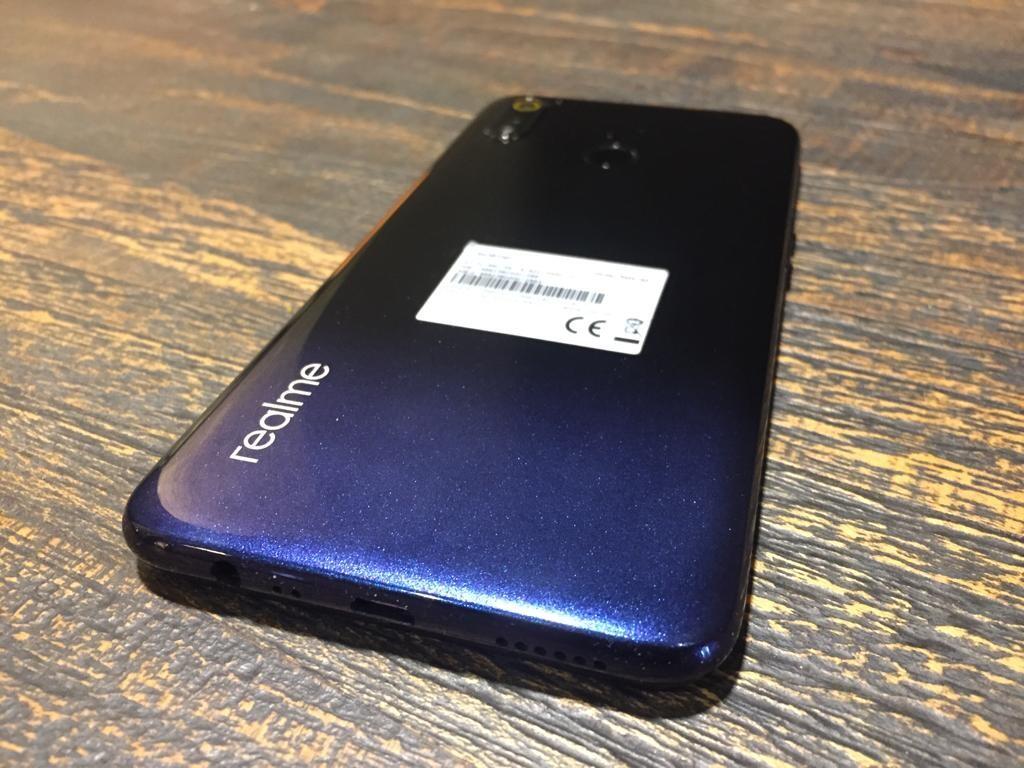 Realme 3 Desain Keren, Performa Ajib, dan Harga Ramah di Kantong