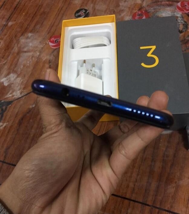 Unboxing realme 3 Berasa Ada Yang Kurang, Cekidot Deh Gan!