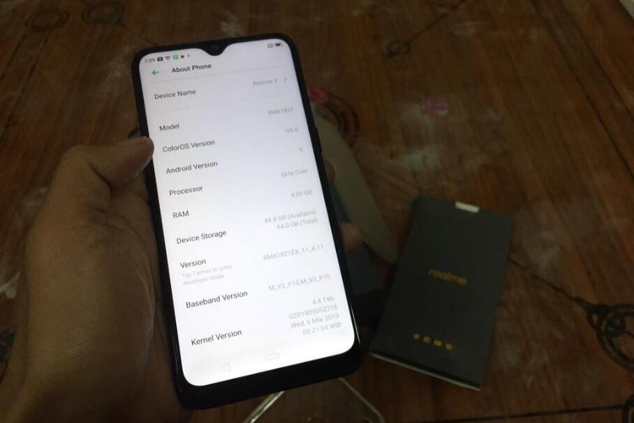 Unboxing realme 3 Berasa Ada Yang Kurang, Cekidot Deh Gan!