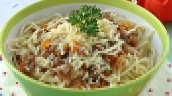 Melawan Aksi Tutup Mulut si Kecil, Bikinkan Spaghetti Bolognaise, Dijamin Mau Sarapan