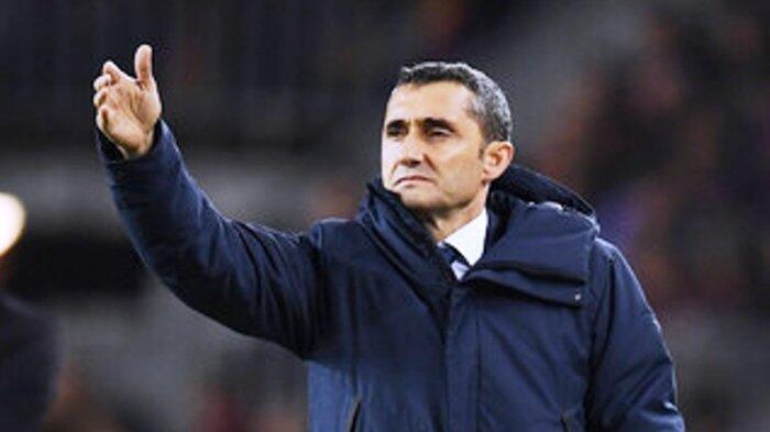 Liga Champions - Pelatih Barcelona Takut dengan Kuartet Lini Depan Lyon