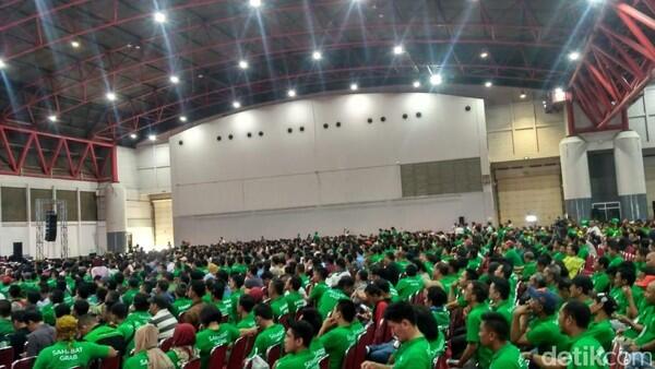 Pengakuan Driver Ojol: Menhub Tawarkan Tarif Rp 2.400-Rp 2.800/Km