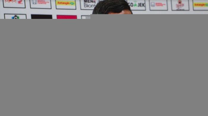 Persebaya Surabaya Bakal Benahi Pertahanan Belakang kata Djadjang Nurdjaman