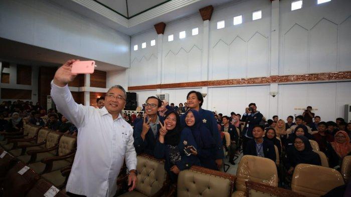 Mendes Eko Ajak Mahasiswa Turun ke Desa, Bangun Unicorn Baru