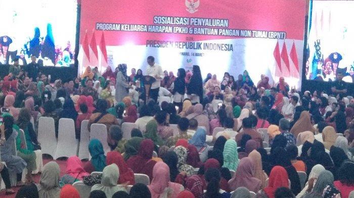 Jokowi Minta Penerima PKH Gunakan Dananya dengan Bijak